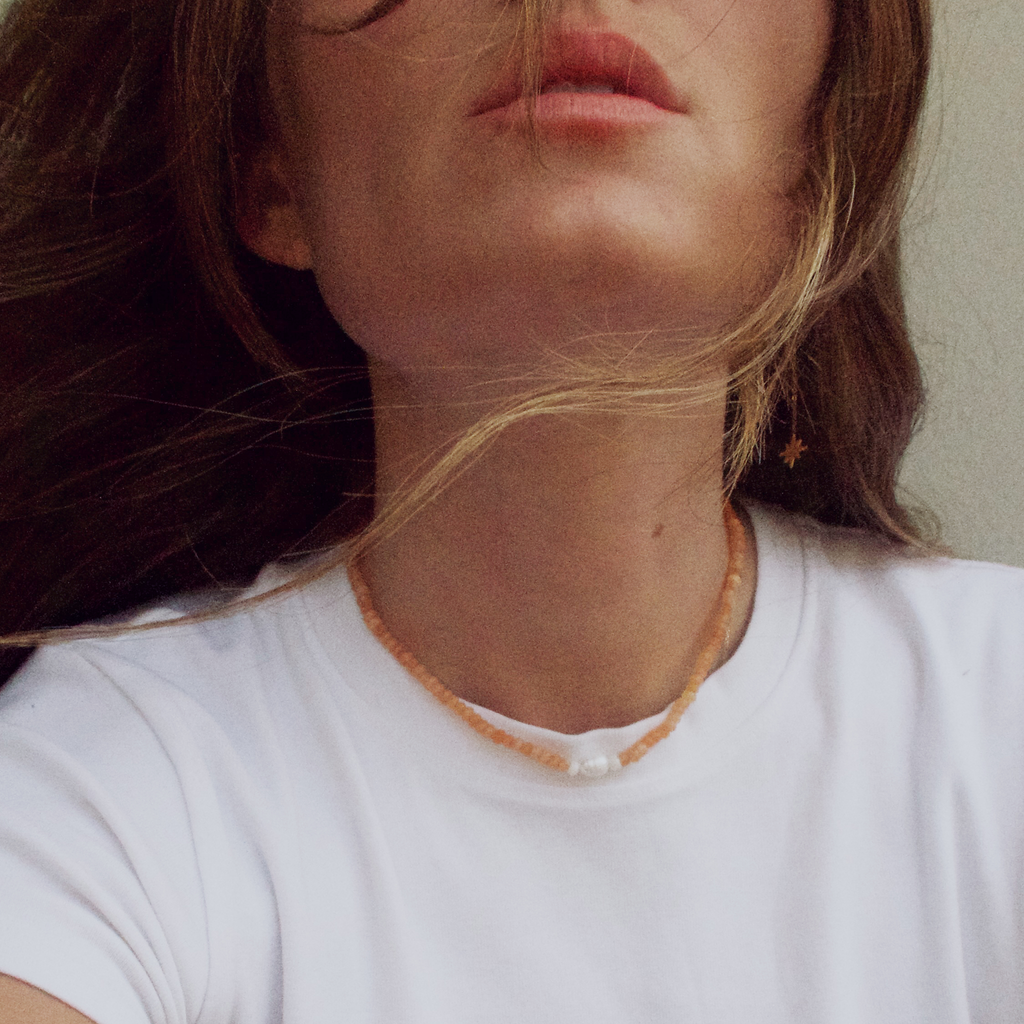 the PEACHY necklace