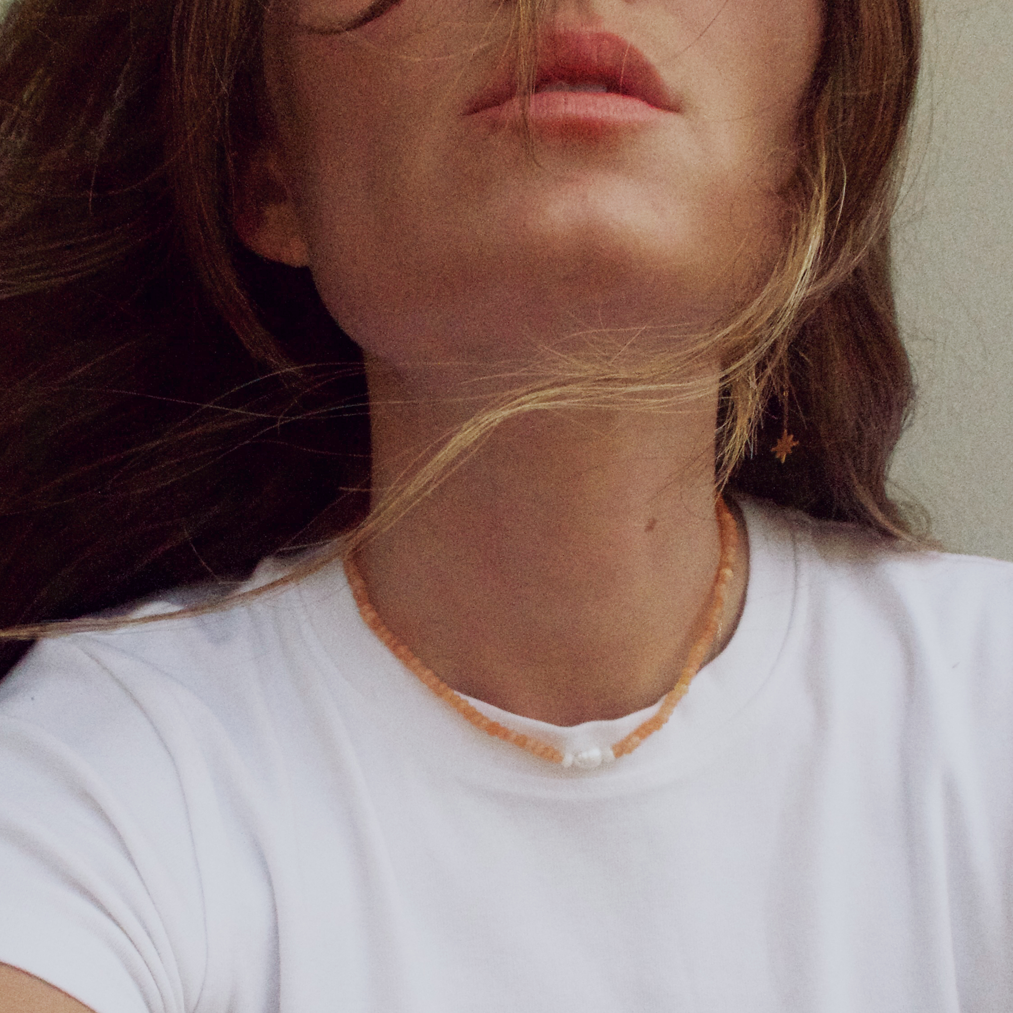 the PEACHY necklace